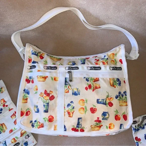 Vintage LeSportsac Farmstand Fruit Flowers 3pcs Bag Purse Pouch Wallet - Picture 3 of 15